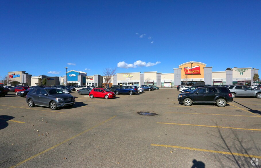 9934-9952 170th St NW, Edmonton, AB à louer - Photo de l’immeuble – Image 2 sur 2