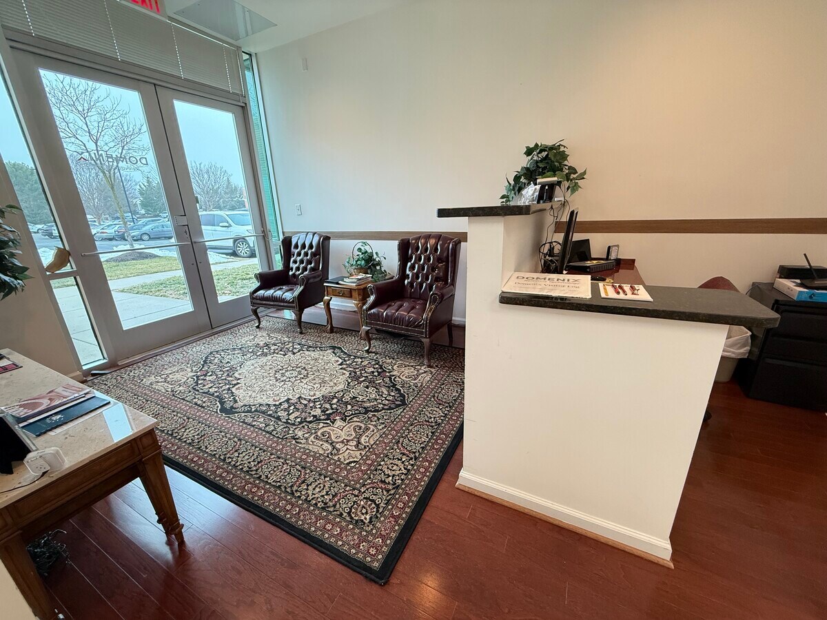 4229 Lafayette Center Dr, Chantilly, VA 20151 - Lot 1800 - - Photo intérieure - Image 2 of 6