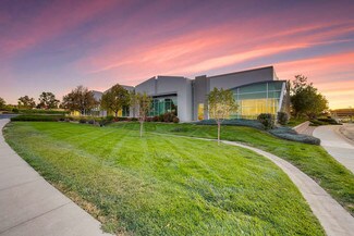 Plus de détails pour 13059 E Peakview Ave, Englewood, CO - Industriel/Logistique à vendre