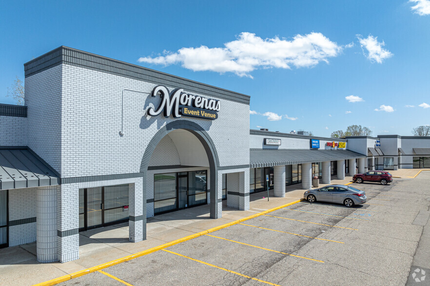 4450-4548 Breton Rd SE, Grand Rapids, MI à louer - Photo de l’immeuble – Image 3 sur 6