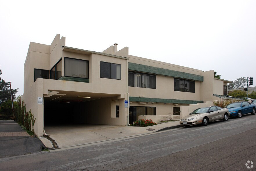 910 Camino Del Mar, Del Mar, CA à louer - Photo de l’immeuble – Image 2 sur 8