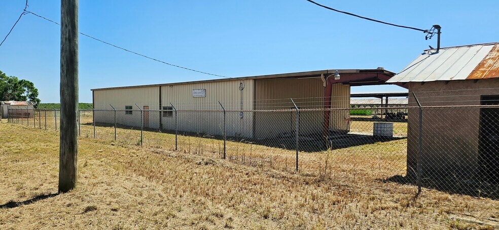 321 Davis Bros Rd, Frostproof, FL à vendre - Photo de l’immeuble – Image 2 sur 23