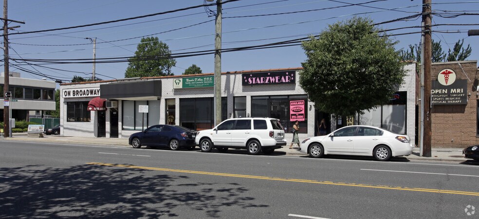 1502-1510 Broadway, Hewlett, NY à louer - Photo de l’immeuble – Image 2 sur 4