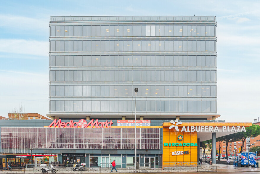 Avenida de la Albufera, 153, Madrid, Madrid à louer - Photo de l’immeuble – Image 2 sur 4