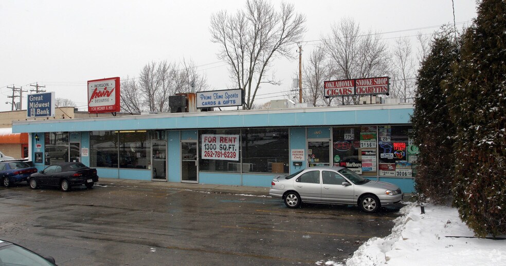 5726-5732 W Oklahoma Ave, Milwaukee, WI à louer - Photo de l’immeuble – Image 2 sur 5