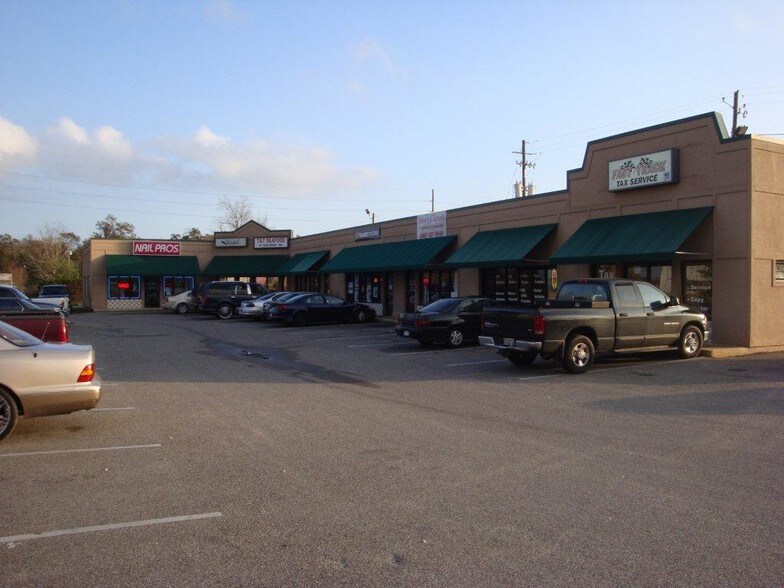 5879 Hwy 90, Theodore, AL à louer - Photo de l’immeuble – Image 2 sur 8
