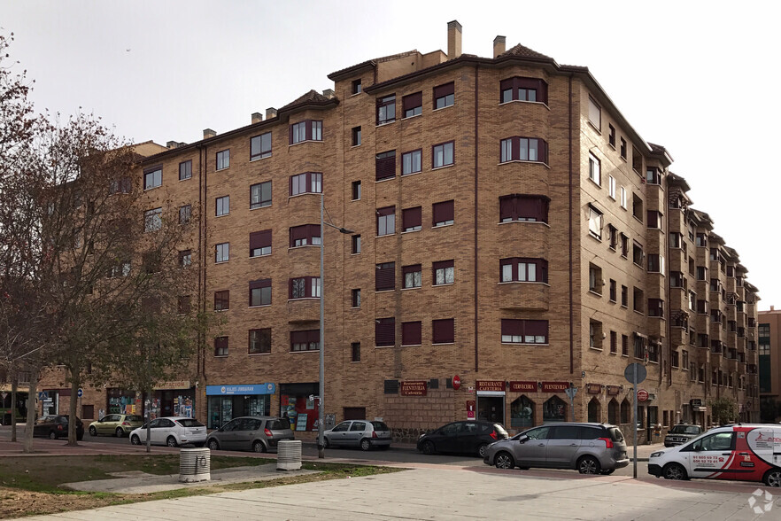 Calle Pila, 2, Parla, Madrid à louer - Photo de l’immeuble – Image 2 sur 2