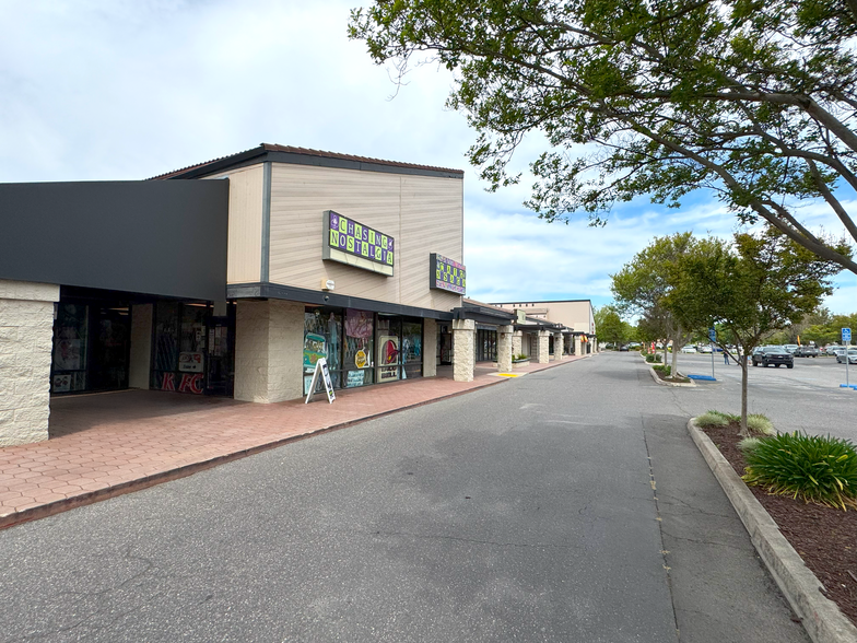 180 Leveland Ln, Modesto, CA à vendre - Photo de l’immeuble – Image 1 sur 8