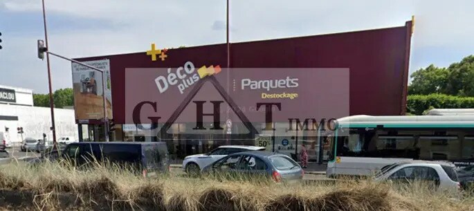 Local commercial dans Bondy à vendre Photo de l’immeuble– Image 1 sur 4