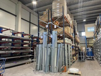 Plus de détails pour Bureau, Local d'activités à louer