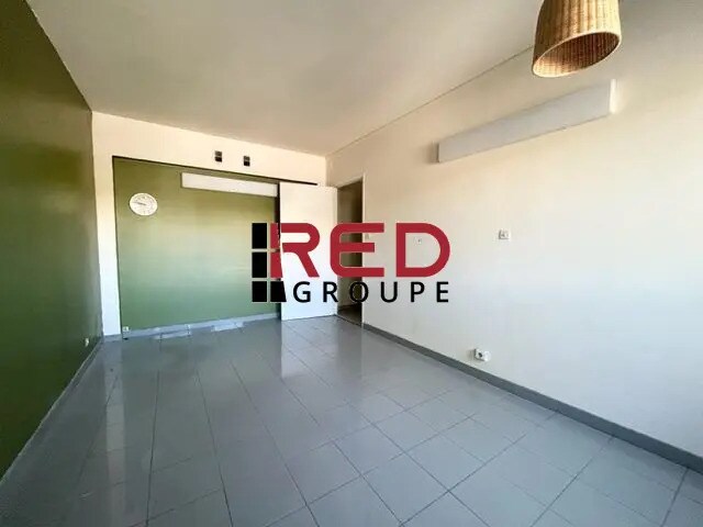 175 Boulevard Ferdinand De Lesseps, Aix-en-Provence à louer - Photo de l’immeuble – Image 2 sur 4