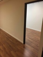 621 S Virgil Ave, Los Angeles, CA à louer Photo intérieure– Image 1 sur 3