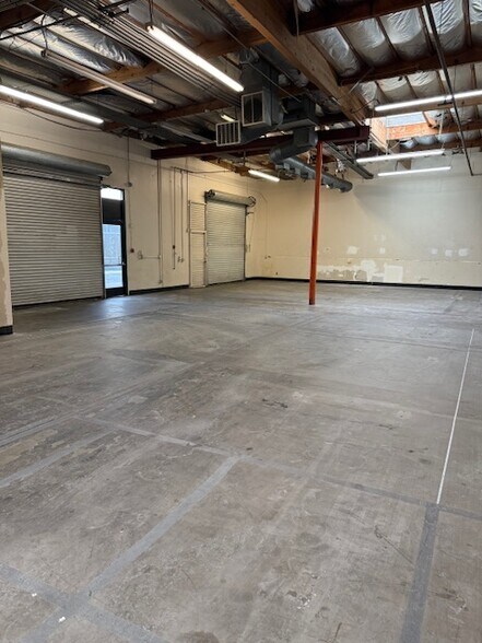 9229 Utica Ave, Rancho Cucamonga, CA à louer - Photo de l’immeuble – Image 2 sur 22
