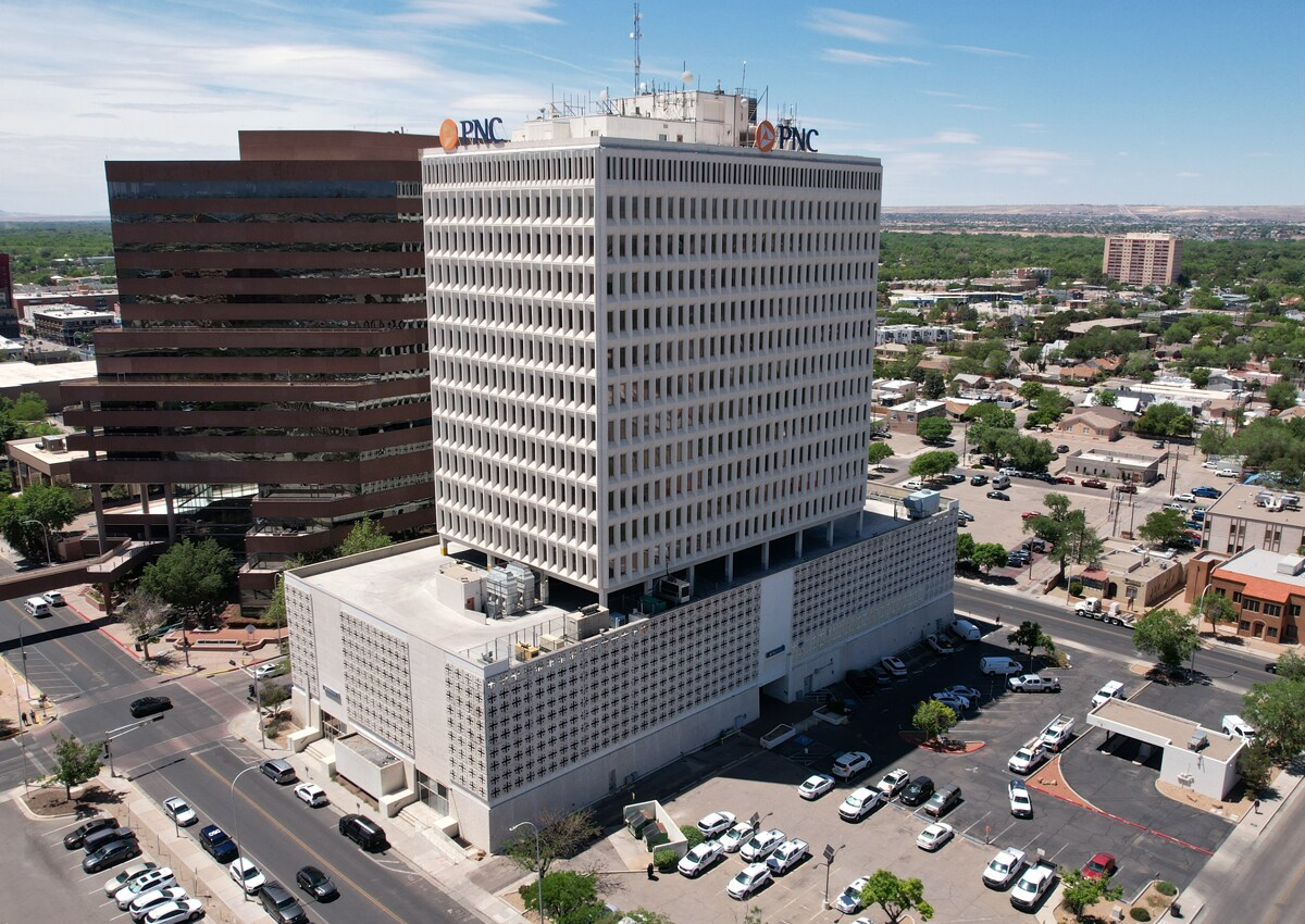505 Marquette Ave NW, Albuquerque, NM à louer Photo de l’immeuble– Image 1 sur 21