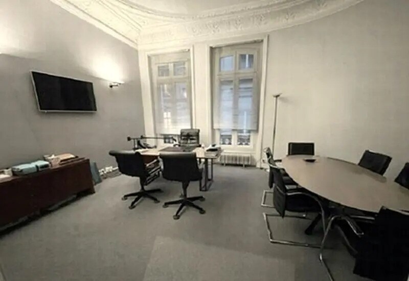 54 Rue De Ponthieu, Paris à louer - Photo intérieure – Image 3 sur 9