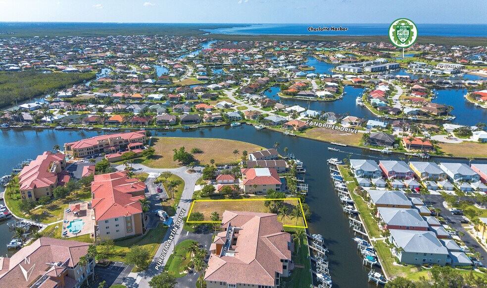 3323 Purple Martin Dr, Punta Gorda, FL à vendre - Photo de l’immeuble – Image 3 sur 8