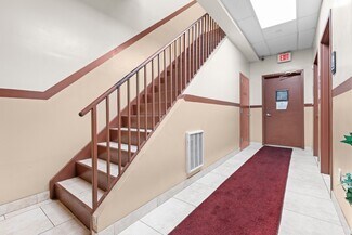 Plus de détails pour 57 Lake St, White Plains, NY - Local commercial à louer