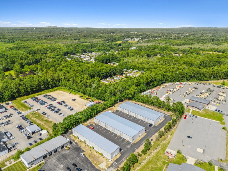 187 Route 108, Somersworth, NH à louer - Photo de l’immeuble – Image 3 sur 6