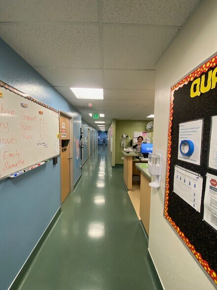 3024 Willow Pass Rd, Concord, CA à vendre - Photo de l’immeuble – Image 2 sur 12