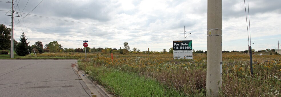 200 William Smith Dr, Whitby, ON à vendre - Photo de l’immeuble – Image 3 sur 3