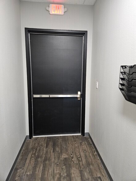 2761 N Hwy 77, Waxahachie, TX à louer - Photo intérieure – Image 3 sur 7