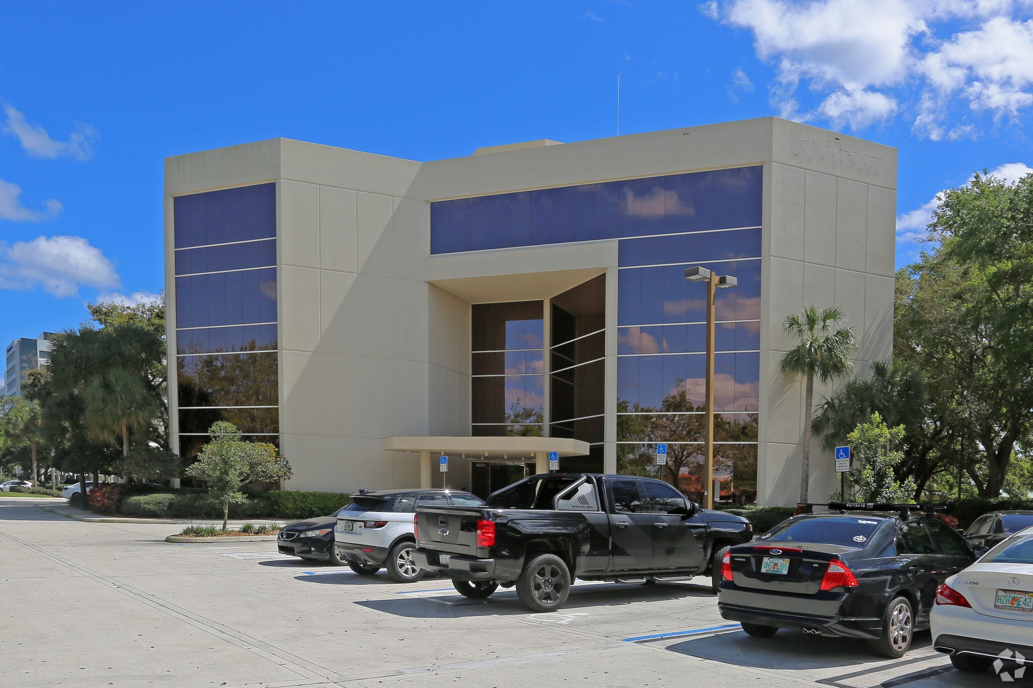 4500 Pga Blvd, Palm Beach Gardens, FL à louer Photo principale– Image 1 sur 6