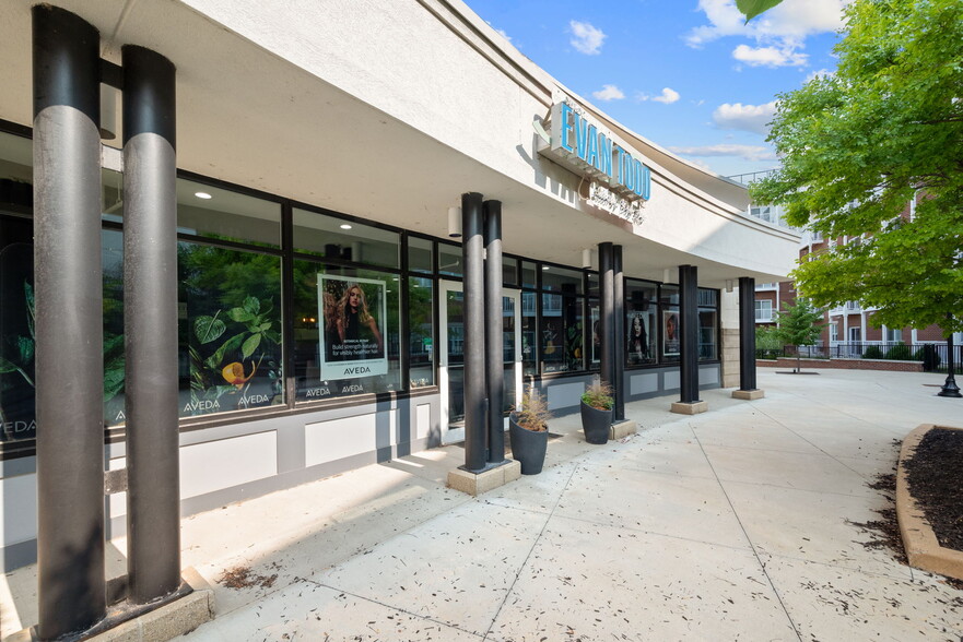 320 E State St, West Lafayette, IN à louer - Photo de l’immeuble – Image 1 sur 5