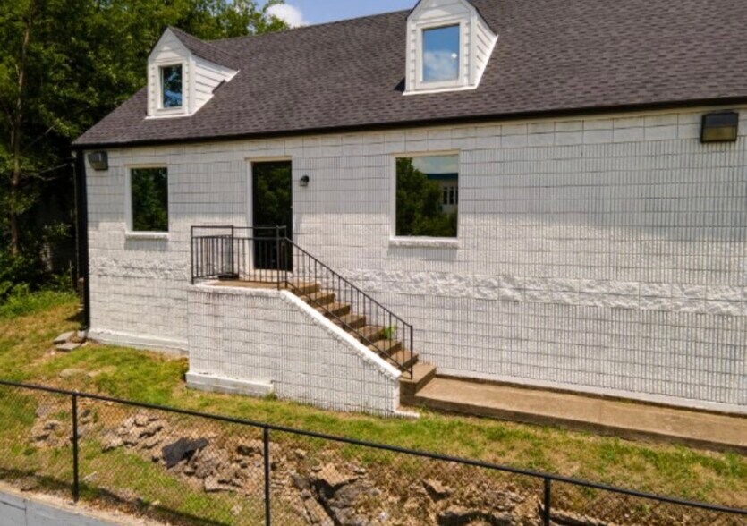 2927 Dickerson Pike, Nashville, TN à vendre - Photo de l’immeuble – Image 2 sur 29