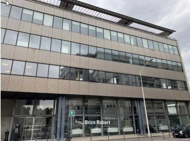 Bureau dans Lyon à louer - Photo de l’immeuble – Image 1 sur 9