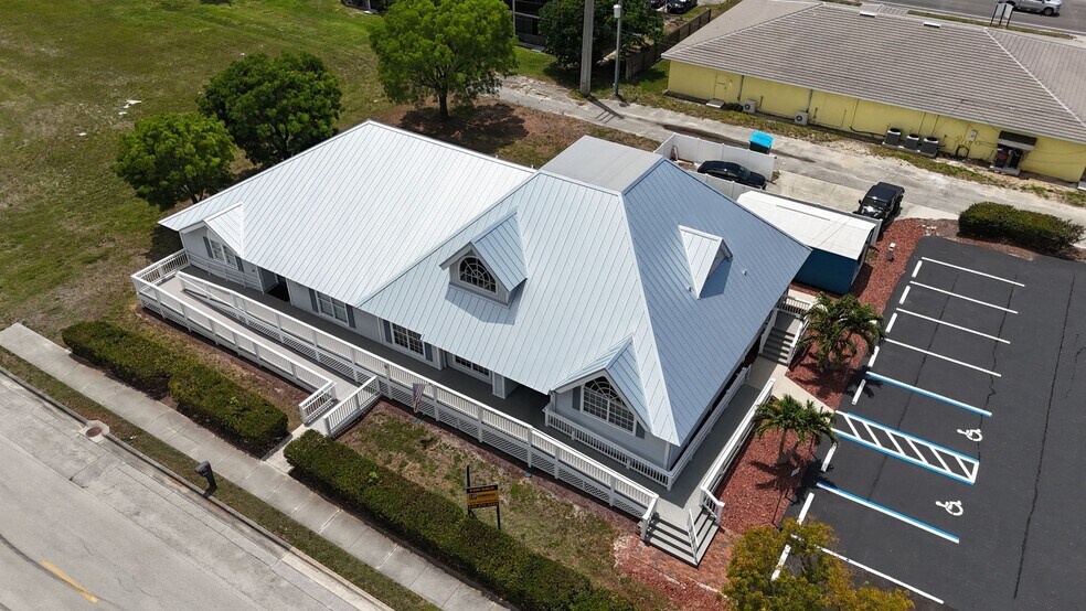 506 SW 47th Ter, Cape Coral, FL à vendre - Aérien – Image 3 sur 24