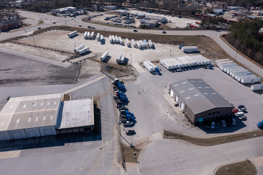 3141 Ellenwood Industrial Dr, Ellenwood, GA à louer - Aérien – Image 1 sur 2