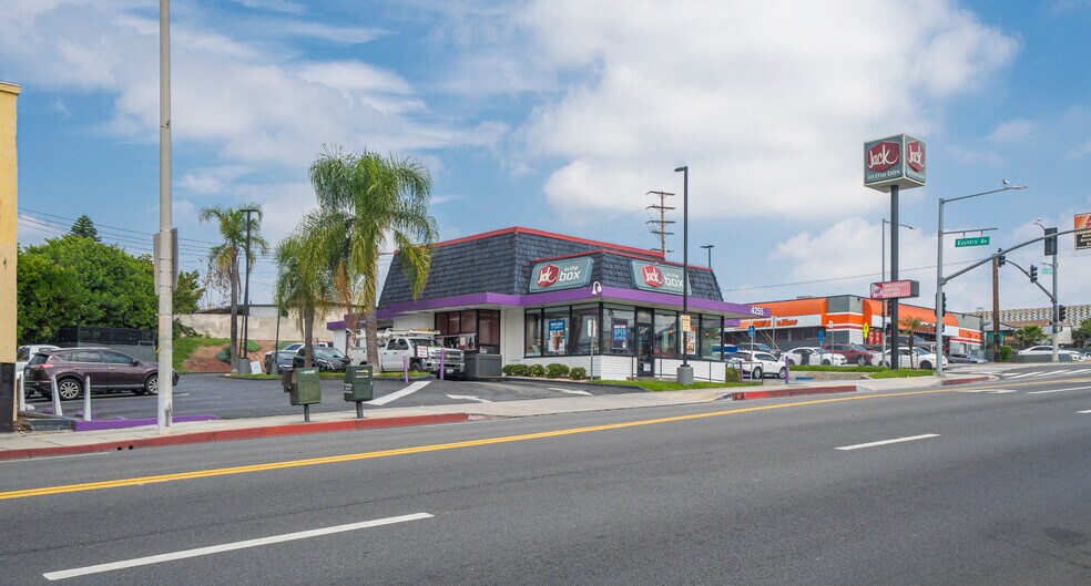 4253 E Cesar E Chavez Ave, Los Angeles, CA à vendre - Photo de l’immeuble – Image 3 sur 17