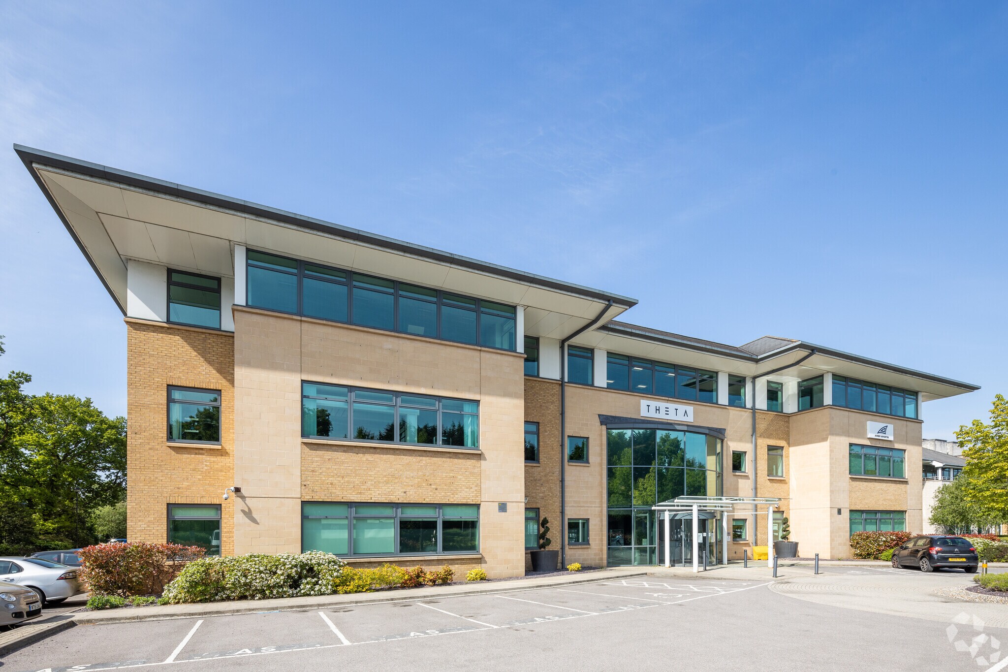 Lyon Way, Frimley à louer Photo de l’immeuble– Image 1 sur 10