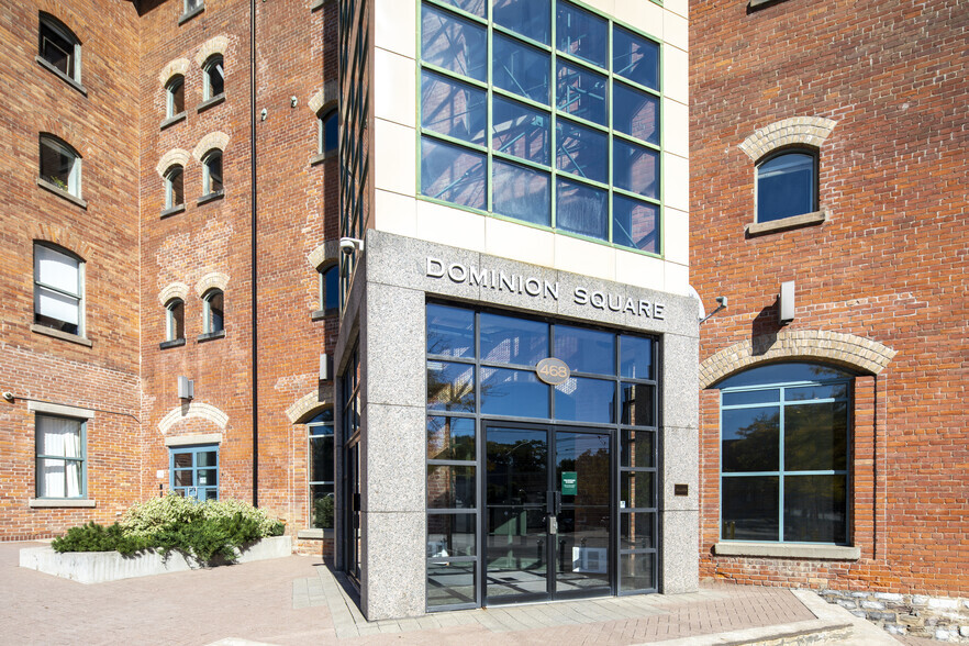 468-496 Queen St E, Toronto, ON à louer - Photo de l’immeuble – Image 3 sur 11