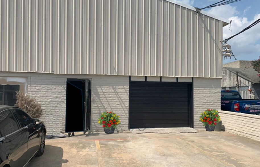 2529 Merrell Rd, Dallas, TX à louer - Photo de l’immeuble – Image 3 sur 13
