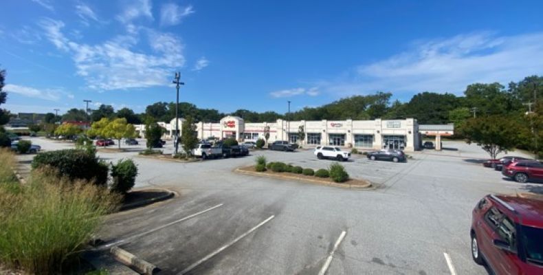 550 S Church St, Spartanburg, SC à vendre - Photo de l’immeuble – Image 2 sur 3