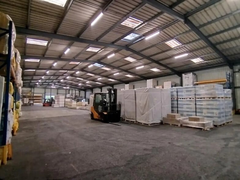 Bureau dans Toulouse à louer - Photo de l’immeuble – Image 3 sur 9