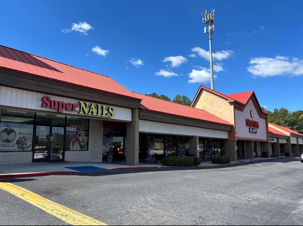 2500 Cobb Pky SE, Smyrna, GA à louer Photo principale– Image 1 sur 9