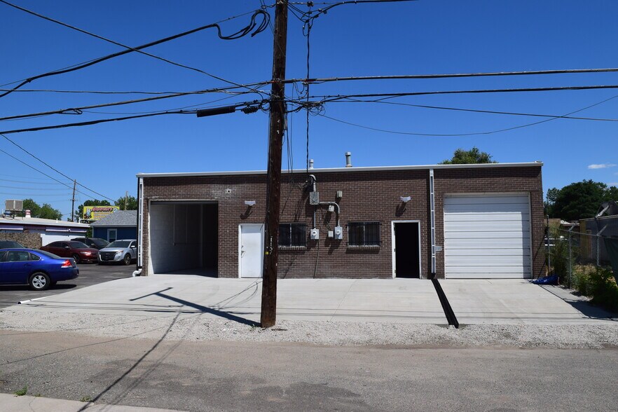 2111 S Jason St, Denver, CO à louer - Photo de l’immeuble – Image 1 sur 5