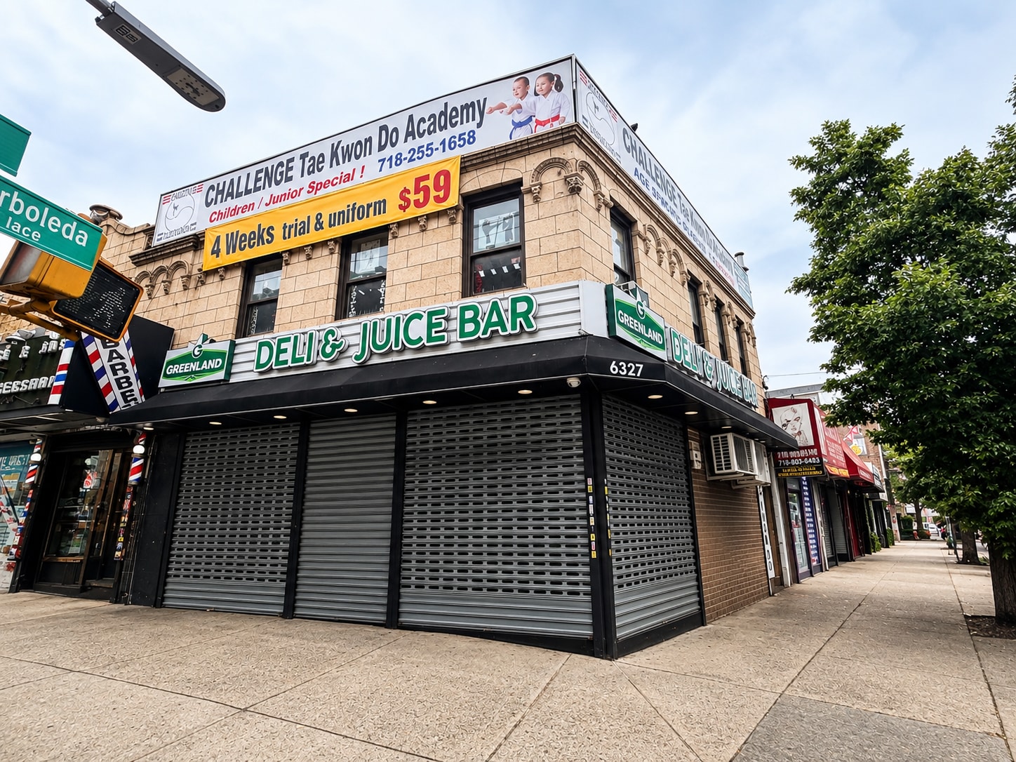 6327 Roosevelt Ave, Woodside, NY à louer Photo intérieure– Image 1 sur 1
