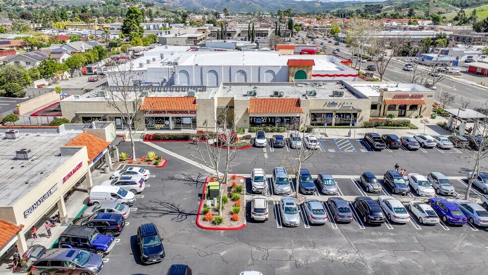 13132-13202 Poway Rd, Poway, CA à louer - Photo de l’immeuble – Image 3 sur 7