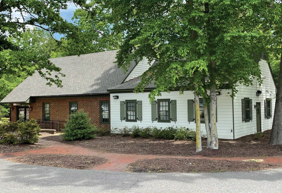 1186 Jamestown Rd, Williamsburg, VA à vendre Photo de l’immeuble– Image 1 sur 6