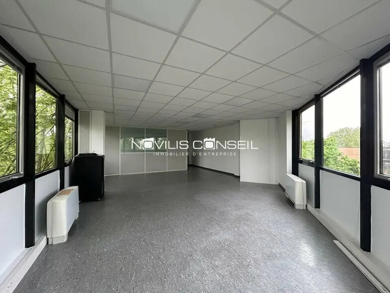 Bureau dans Labège à louer - Photo de l’immeuble – Image 2 sur 4