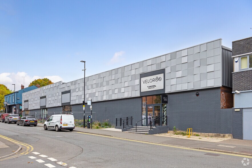 83 Fitzwilliam St, Sheffield à louer - Photo principale – Image 1 sur 3