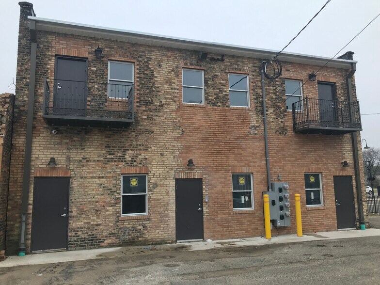 345-347 Lincoln Way W, South Bend, IN à louer - Photo de l’immeuble – Image 2 sur 8