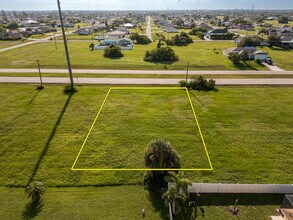828 El Dorado N blvd, Cape Coral, FL - VUE AÉRIENNE  vue de carte - Image1
