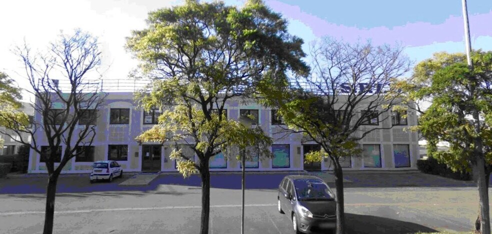 Bureau dans Aubagne à louer - Photo de l’immeuble – Image 2 sur 14