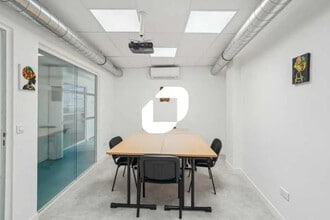16 Rue Chopin, Montrouge à louer Photo intérieure– Image 2 sur 11