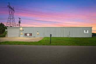 1761 Jardco Dr, Clarksville, TN à louer Photo intérieure– Image 1 sur 48