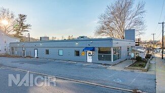 Plus de détails pour 400 W Lancaster Ave, Shillington, PA - Local commercial à louer